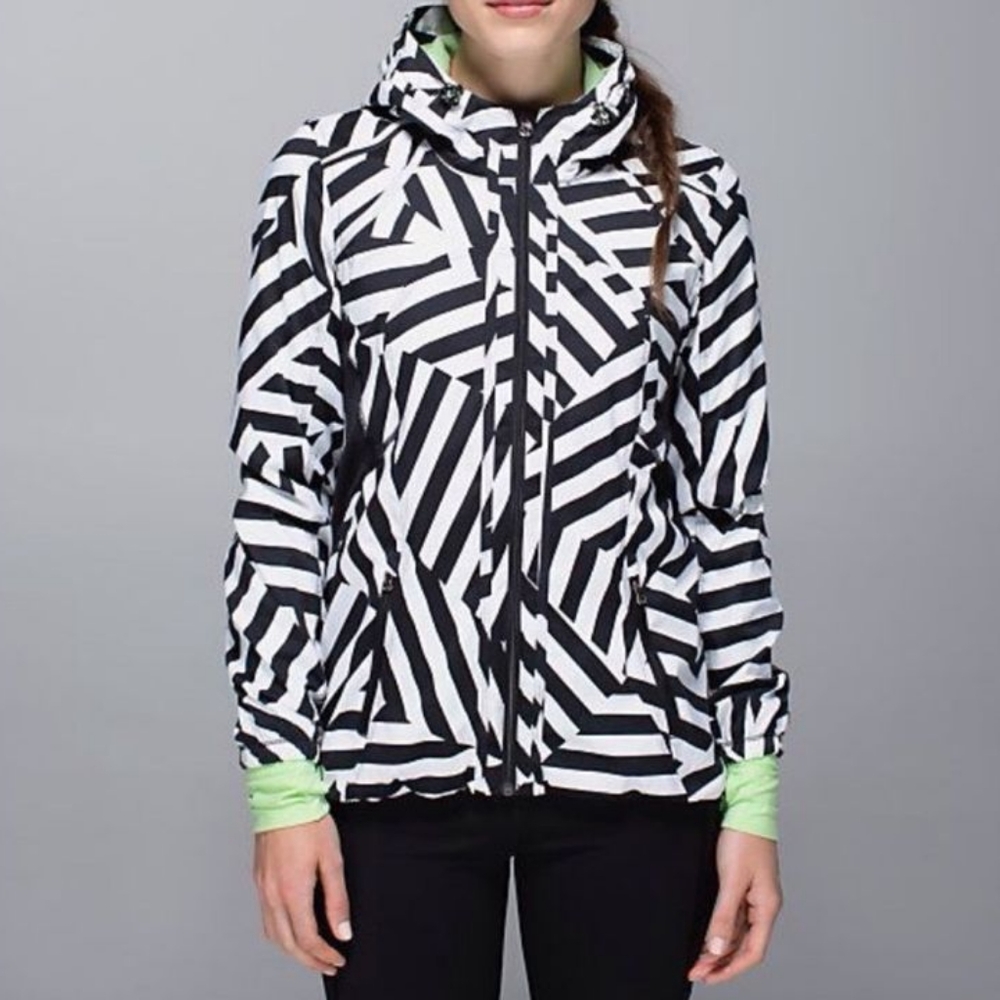 RARE Lululemon Seawheeze Down Time Jacket Which Way Sway